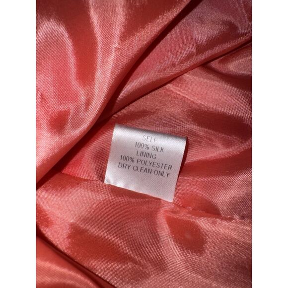 Britt Ryan coral pink flutter sleeve 100% silk shift dress
Size 4 - EUC - Picture 8 of 8